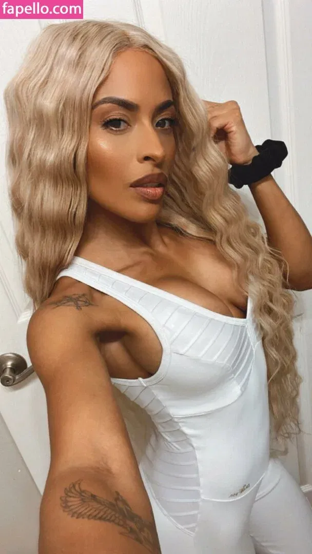 / Thea Trinidad / Zelina Vega / zelinavegawwe Onlyfans Photo Gallery 