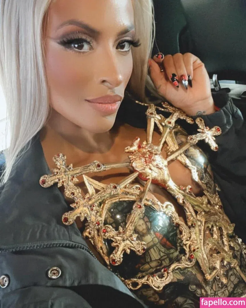 / Thea Trinidad / Zelina Vega / zelinavegawwe Onlyfans Photo Gallery 