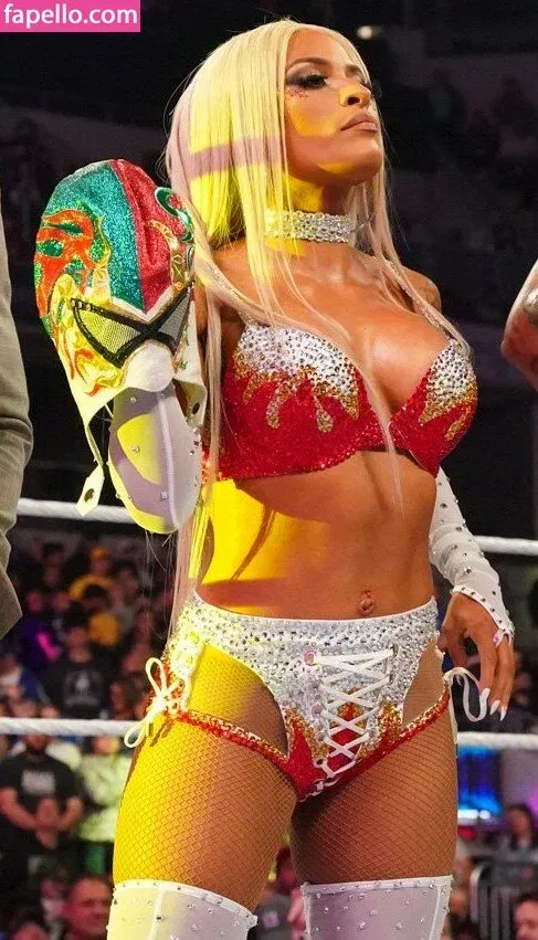 / Thea Trinidad / Zelina Vega / zelinavegawwe Onlyfans Photo Gallery 
