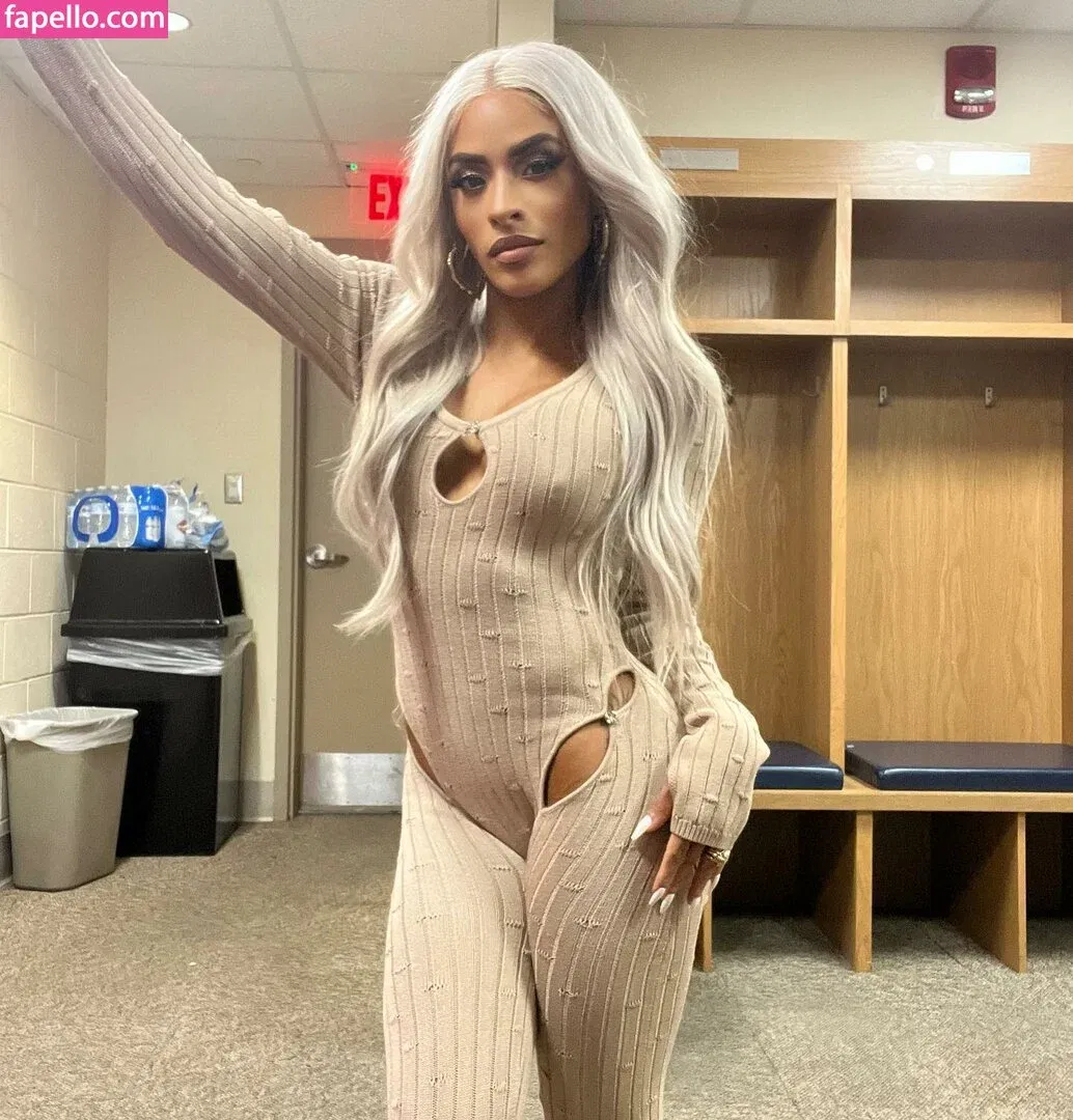 / Thea Trinidad / Zelina Vega / zelinavegawwe Onlyfans Photo Gallery 