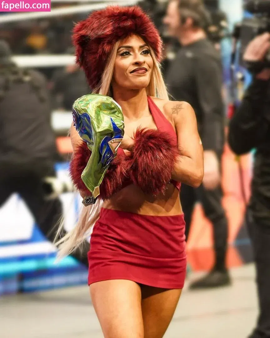 / Thea Trinidad / Zelina Vega / zelinavegawwe Onlyfans Photo Gallery 