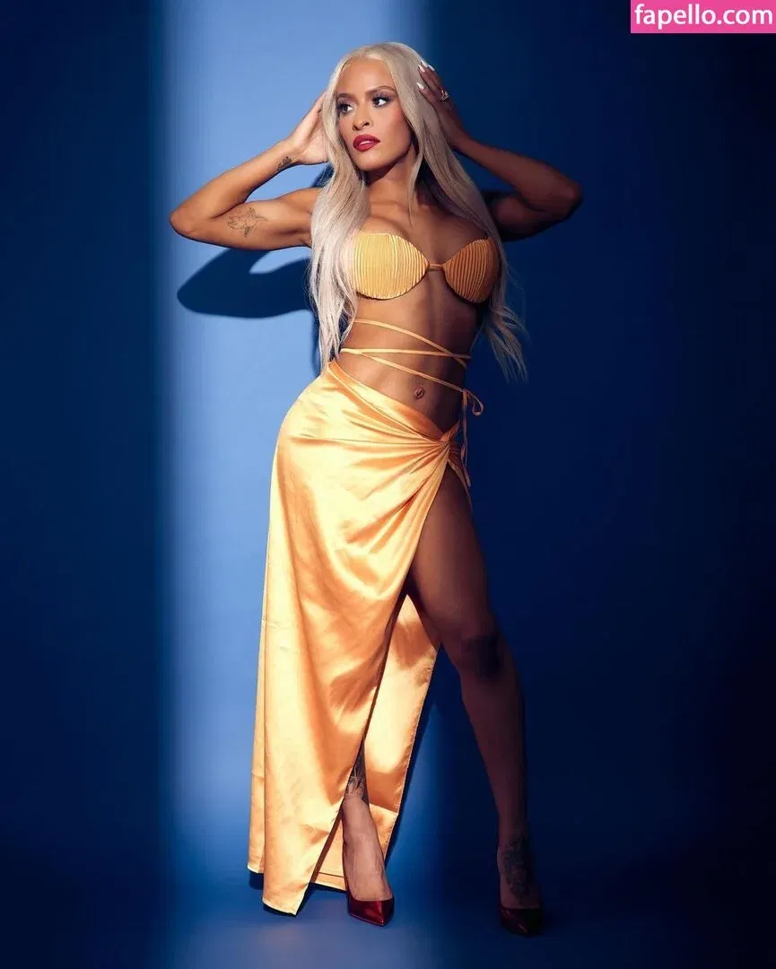 / Thea Trinidad / Zelina Vega / zelinavegawwe Onlyfans Photo Gallery 