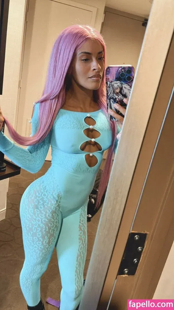 / Thea Trinidad / Zelina Vega / zelinavegawwe Onlyfans Photo Gallery 