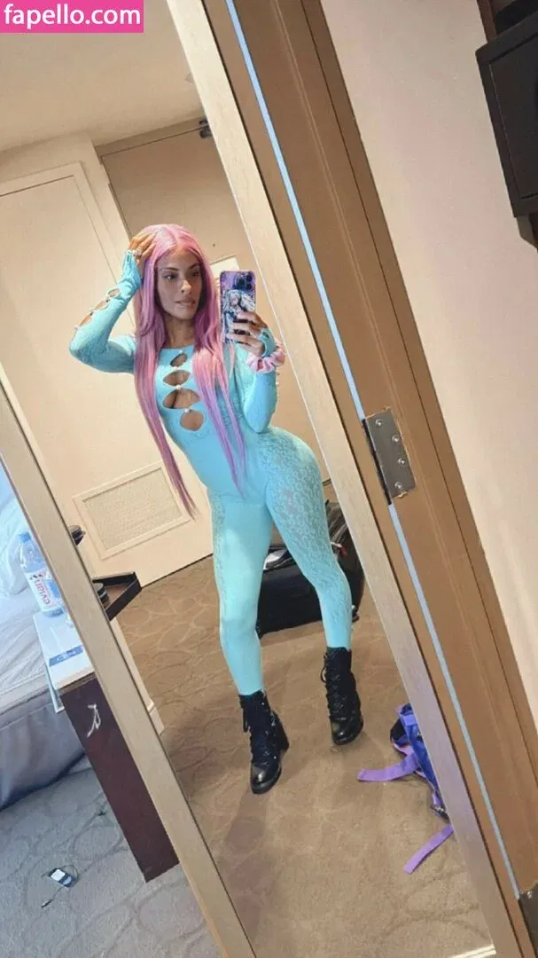 / Thea Trinidad / Zelina Vega / zelinavegawwe Onlyfans Photo Gallery 