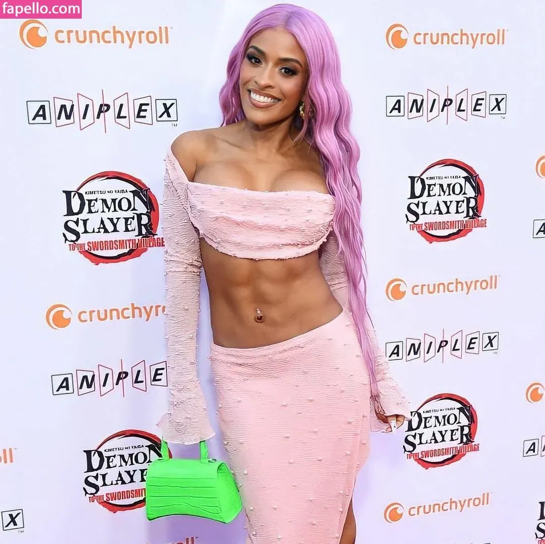 / Thea Trinidad / Zelina Vega / zelinavegawwe Onlyfans Photo Gallery 