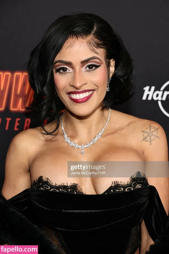 / Thea Trinidad / Zelina Vega / zelinavegawwe Onlyfans Photo Gallery 