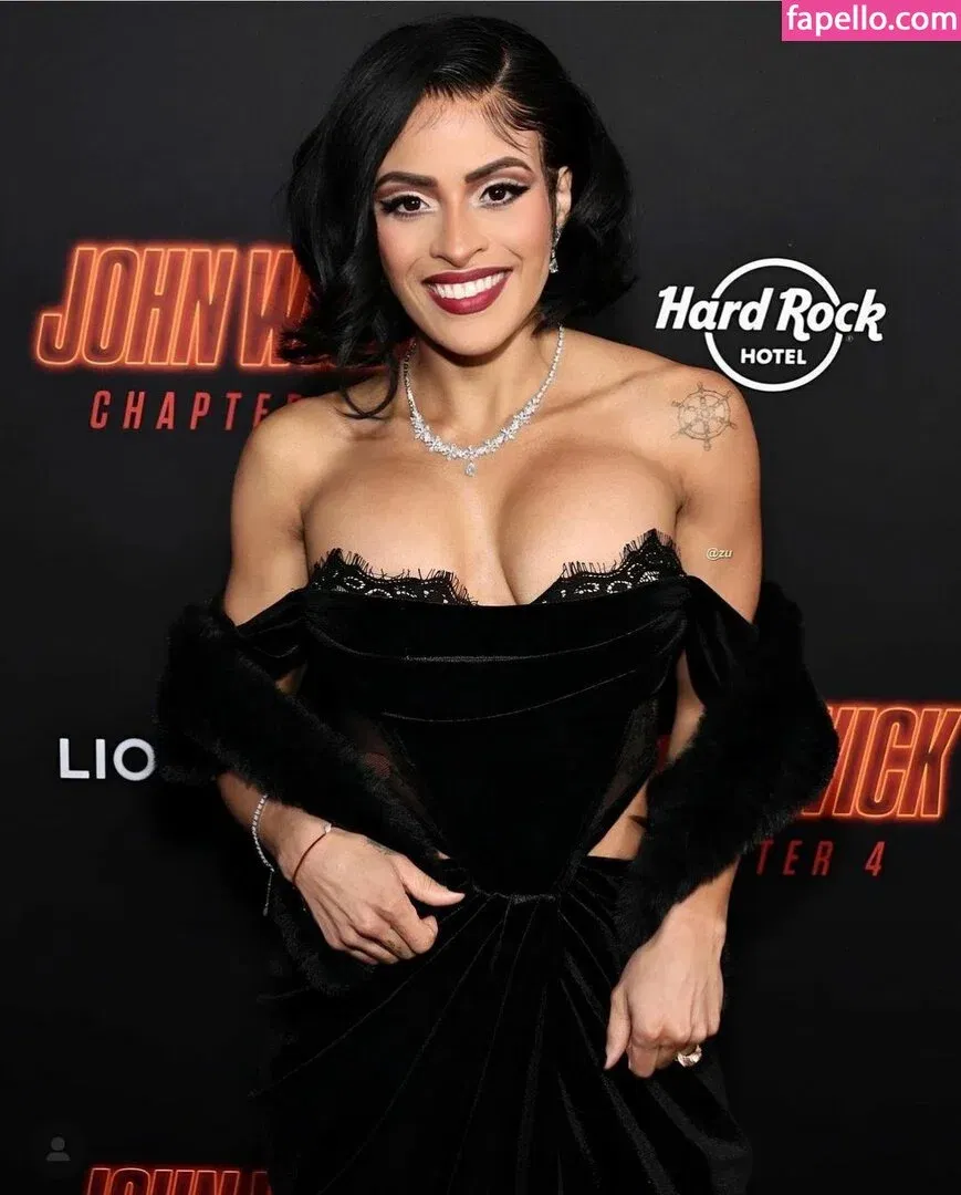 / Thea Trinidad / Zelina Vega / zelinavegawwe Onlyfans Photo Gallery 