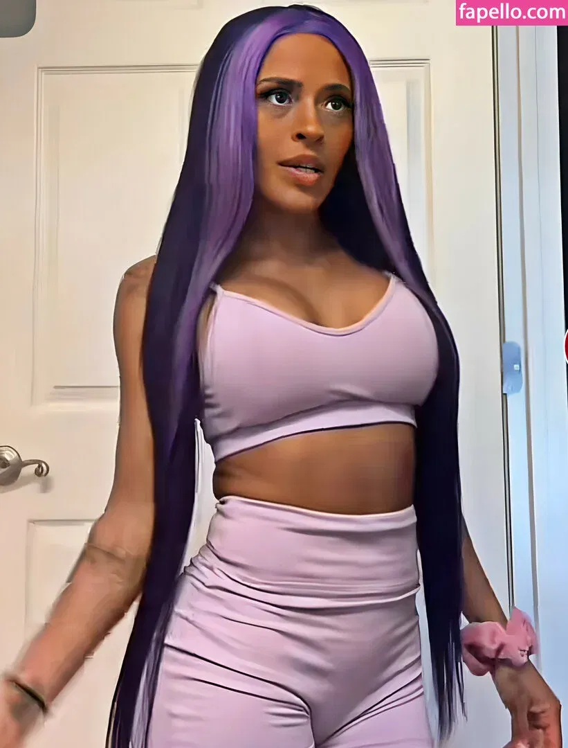 / Thea Trinidad / Zelina Vega / zelinavegawwe Onlyfans Photo Gallery 