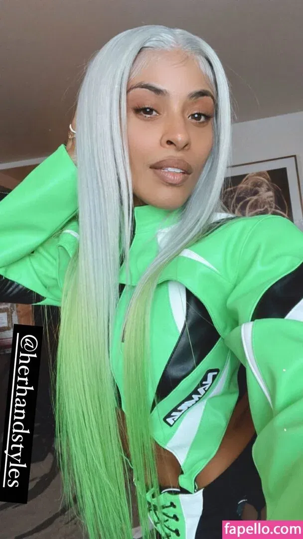 / Thea Trinidad / Zelina Vega / zelinavegawwe Onlyfans Photo Gallery 