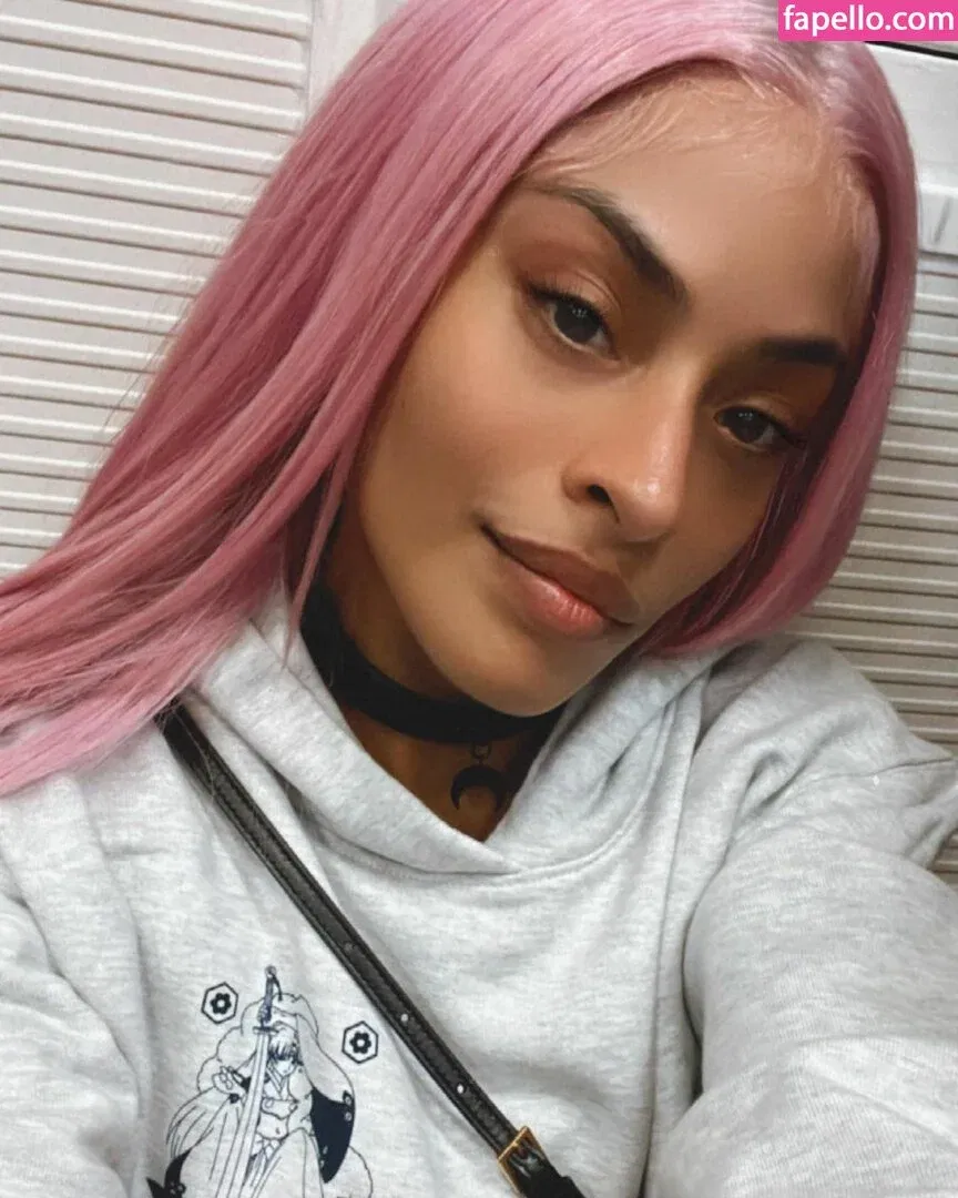 / Thea Trinidad / Zelina Vega / zelinavegawwe Onlyfans Photo Gallery 