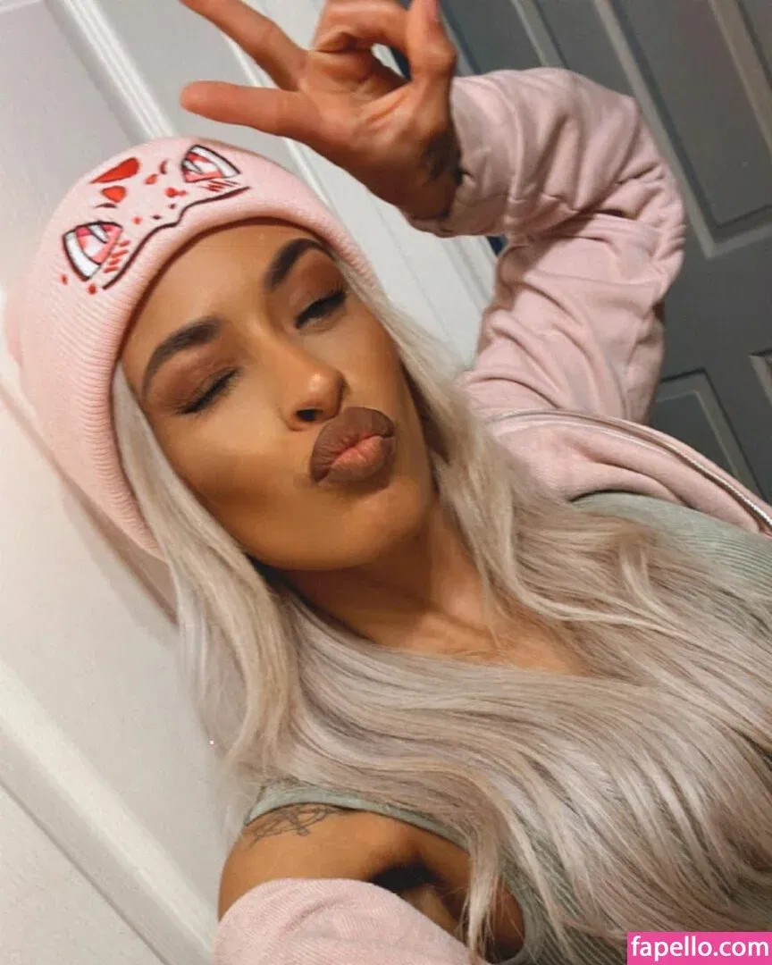 / Thea Trinidad / Zelina Vega / zelinavegawwe Onlyfans Photo Gallery 