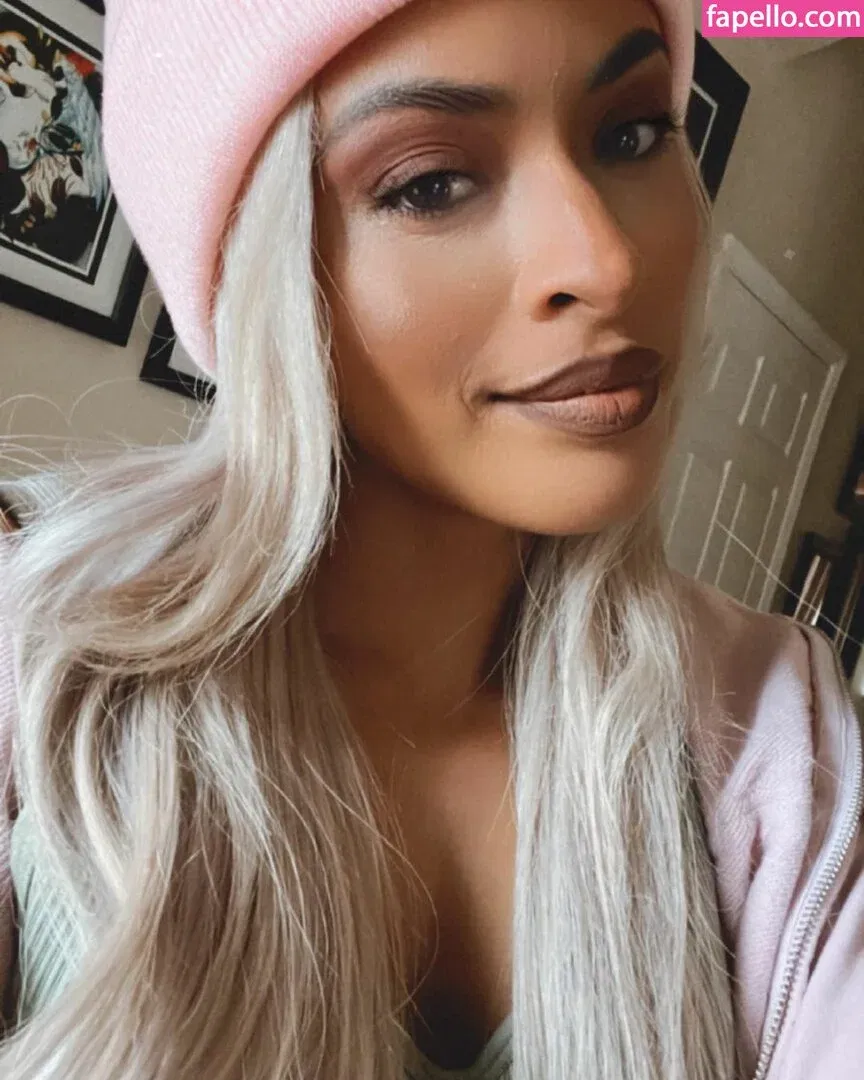 / Thea Trinidad / Zelina Vega / zelinavegawwe Onlyfans Photo Gallery 