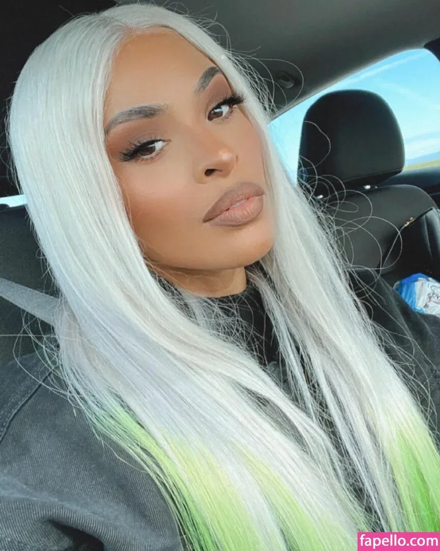 / Thea Trinidad / Zelina Vega / zelinavegawwe Onlyfans Photo Gallery 