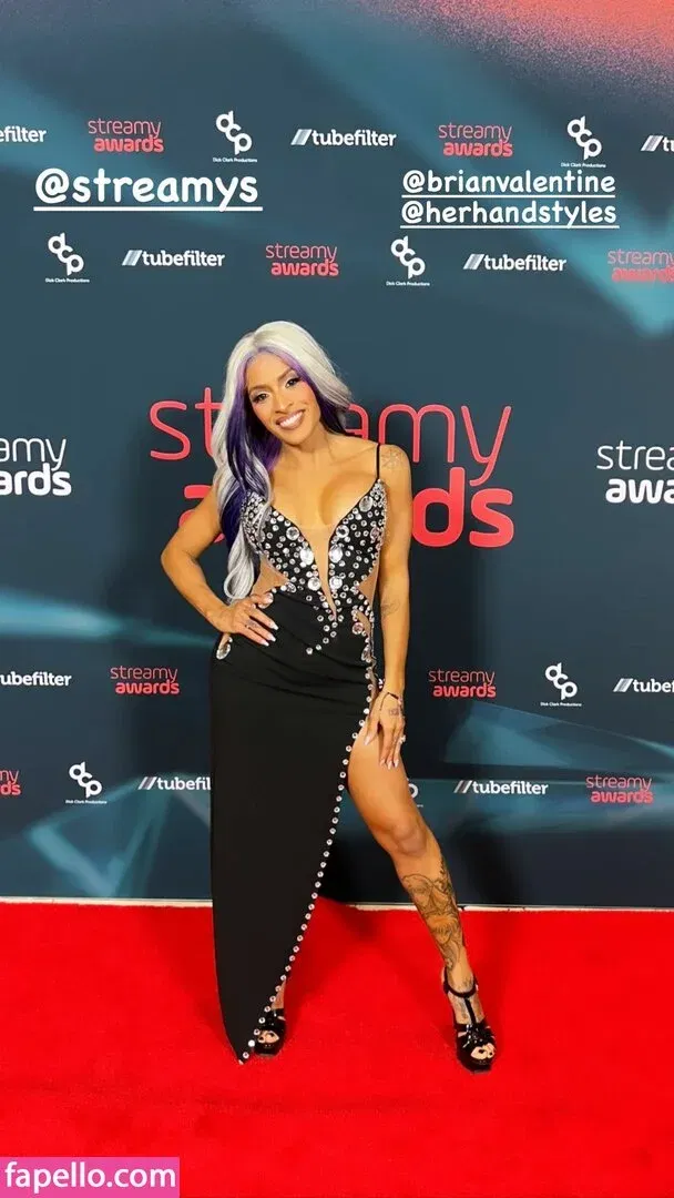 / Thea Trinidad / Zelina Vega / zelinavegawwe Onlyfans Photo Gallery 