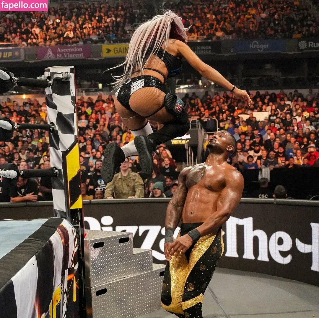 / Thea Trinidad / Zelina Vega / zelinavegawwe Onlyfans Photo Gallery 