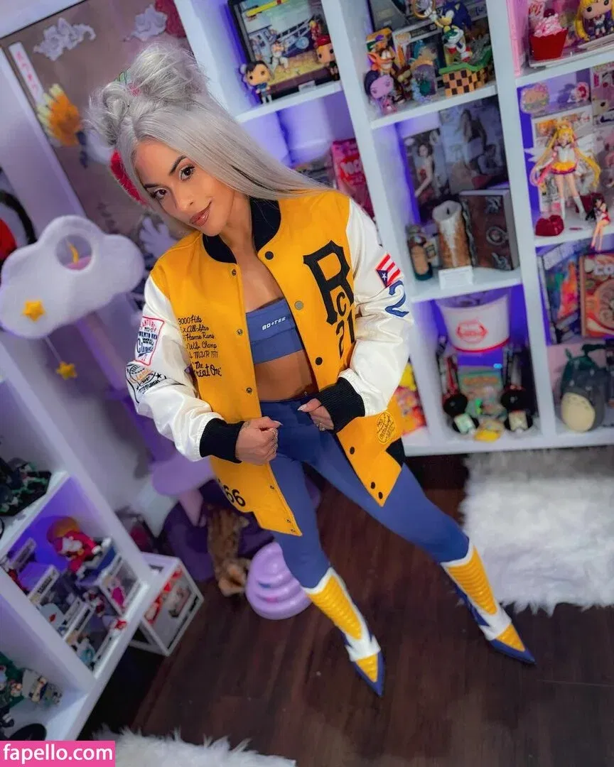 / Thea Trinidad / Zelina Vega / zelinavegawwe Onlyfans Photo Gallery 