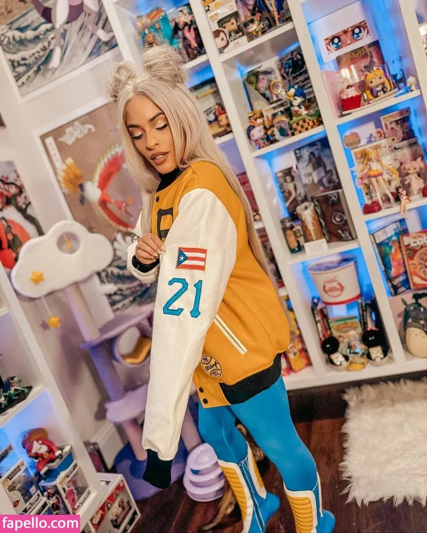 / Thea Trinidad / Zelina Vega / zelinavegawwe Onlyfans Photo Gallery 