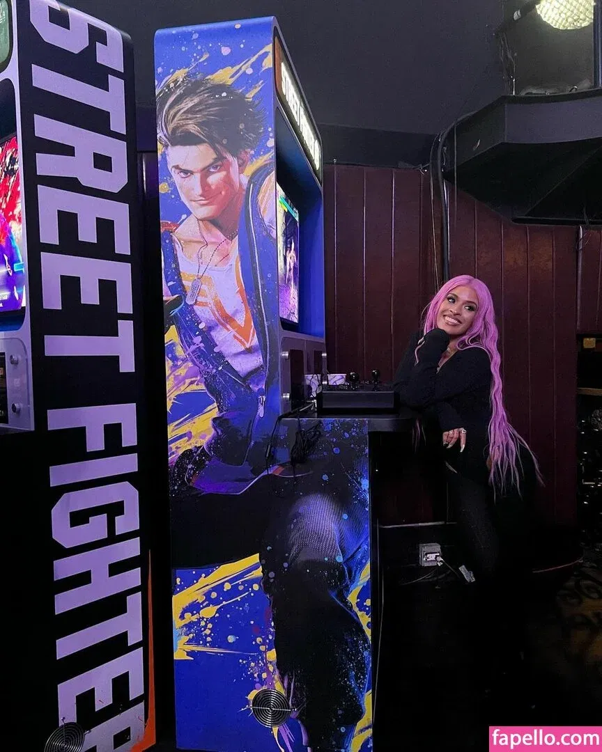 / Thea Trinidad / Zelina Vega / zelinavegawwe Onlyfans Photo Gallery 