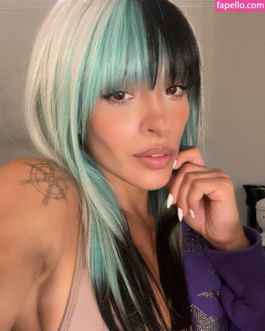 / Thea Trinidad / Zelina Vega / zelinavegawwe Onlyfans Photo Gallery 