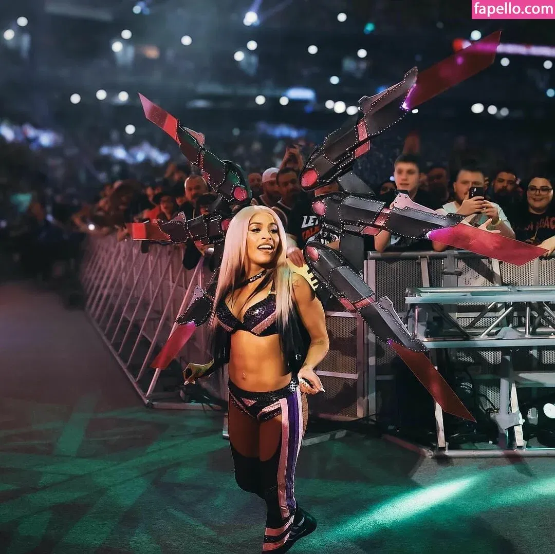 / Thea Trinidad / Zelina Vega / zelinavegawwe Onlyfans Photo Gallery 