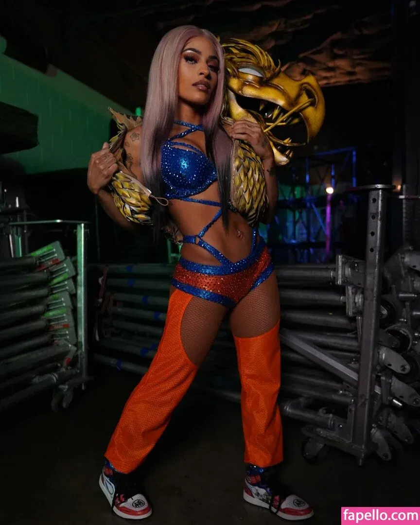 / Thea Trinidad / Zelina Vega / zelinavegawwe Onlyfans Photo Gallery 