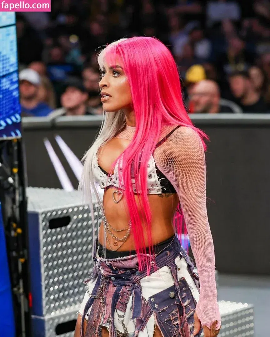 / Thea Trinidad / Zelina Vega / zelinavegawwe Onlyfans Photo Gallery 