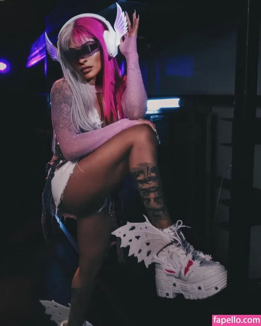 / Thea Trinidad / Zelina Vega / zelinavegawwe Onlyfans Photo Gallery 