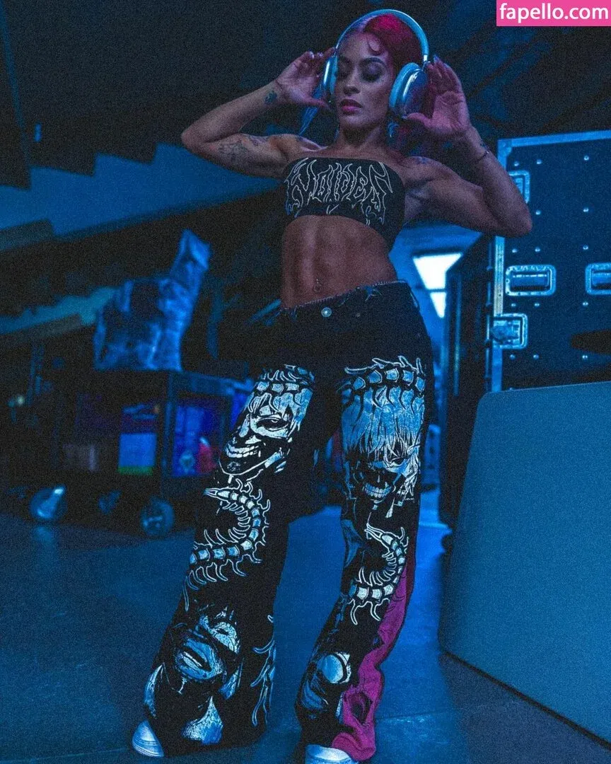 / Thea Trinidad / Zelina Vega / zelinavegawwe Onlyfans Photo Gallery 