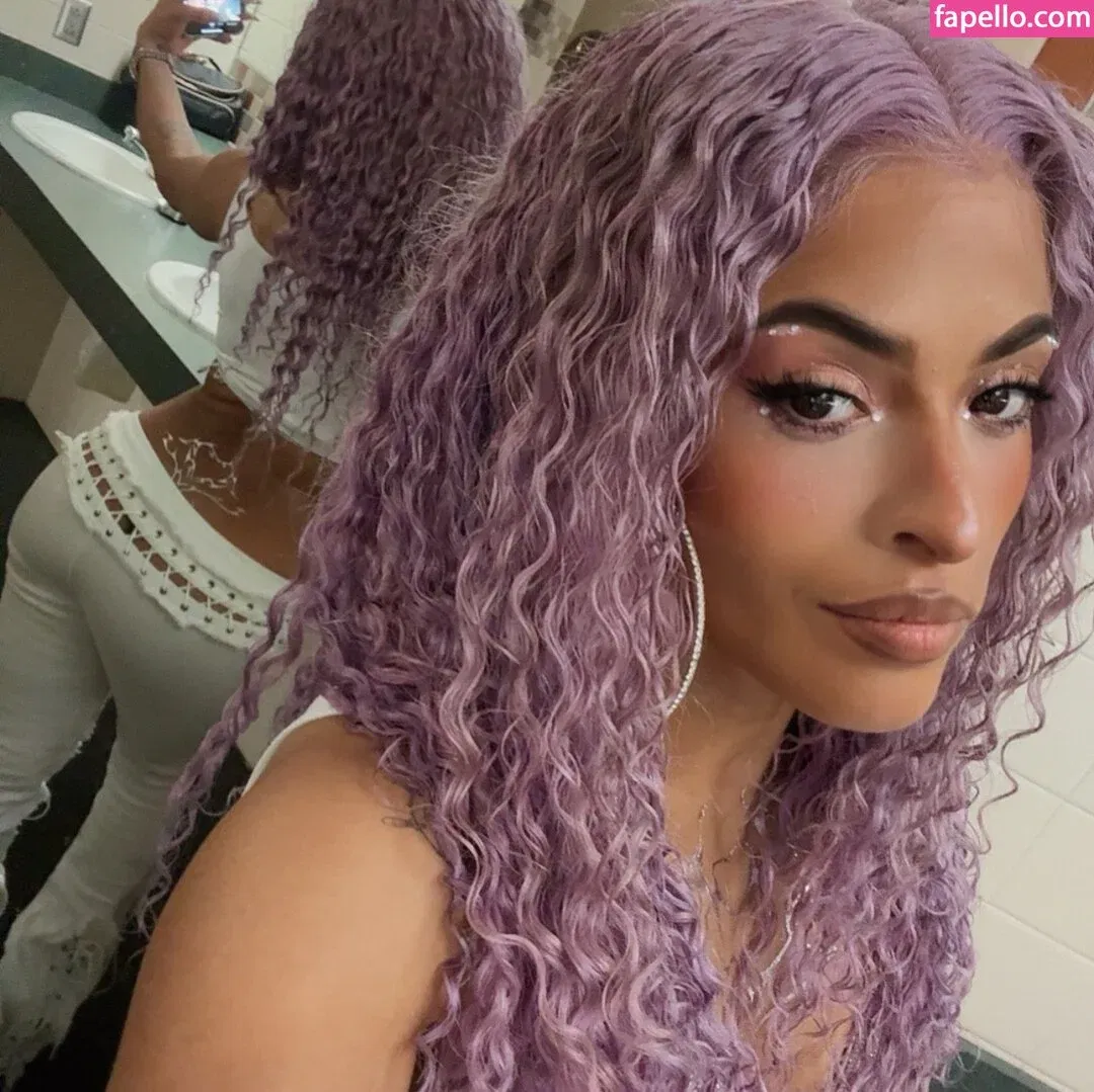 / Thea Trinidad / Zelina Vega / zelinavegawwe Onlyfans Photo Gallery 