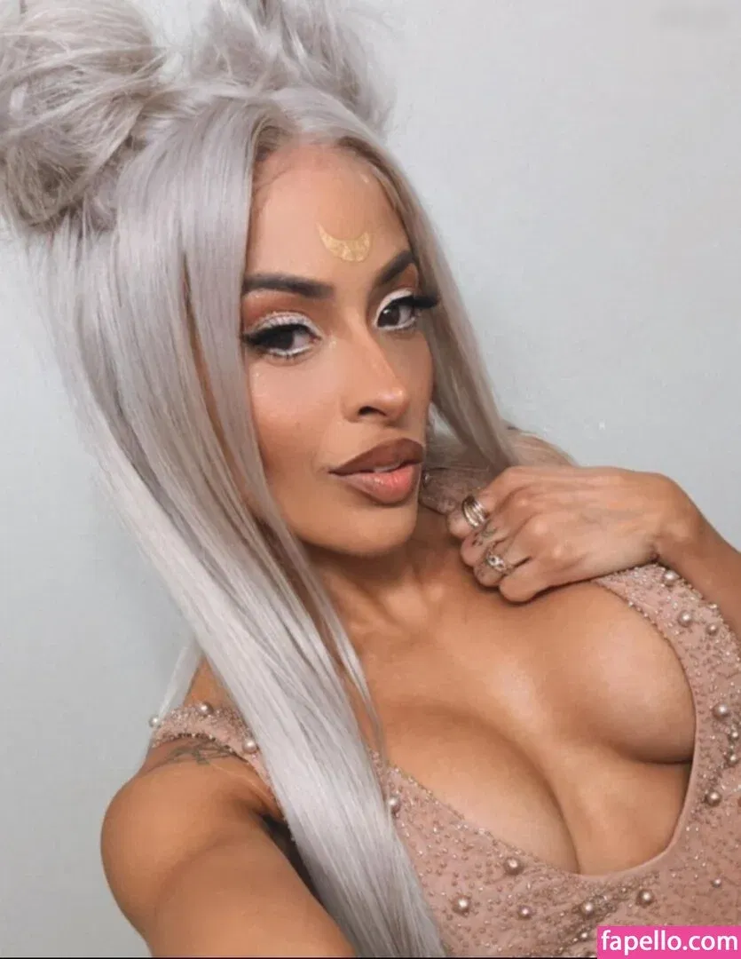 / Thea Trinidad / Zelina Vega / zelinavegawwe Onlyfans Photo Gallery 