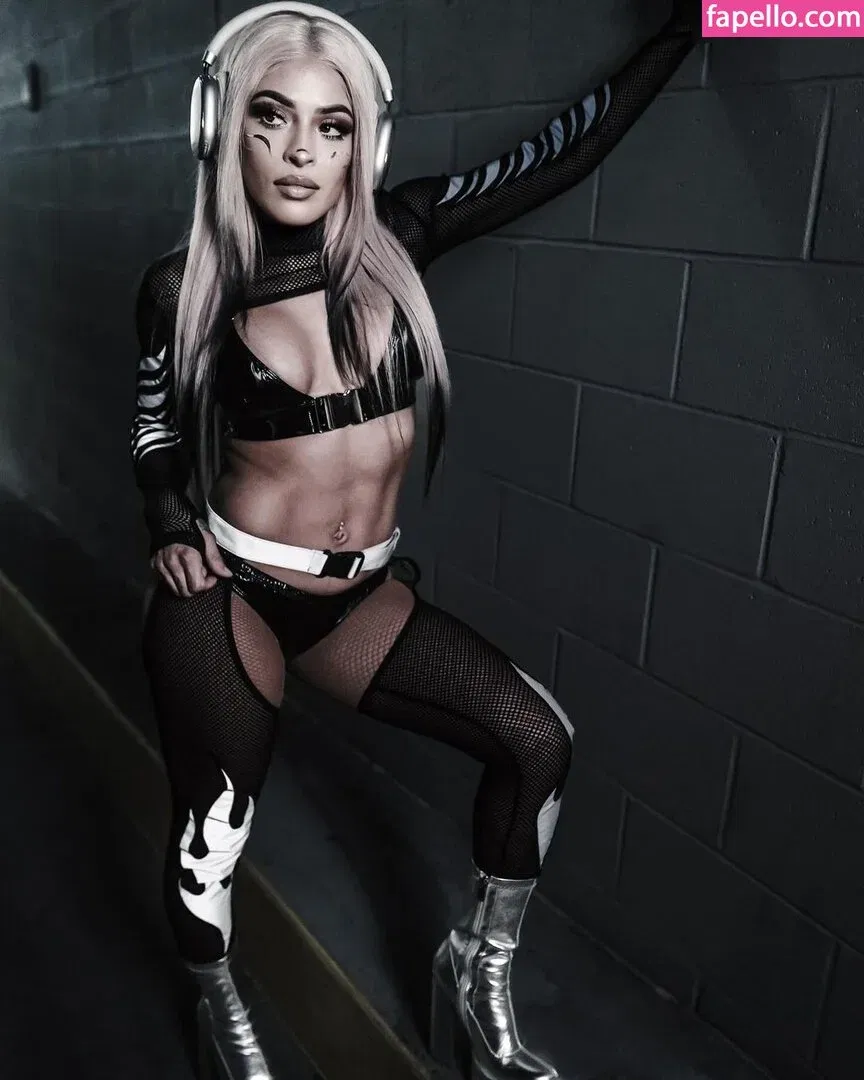 / Thea Trinidad / Zelina Vega / zelinavegawwe Onlyfans Photo Gallery 