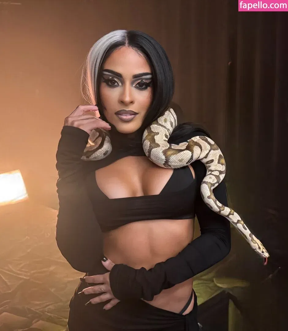 / Thea Trinidad / Zelina Vega / zelinavegawwe Onlyfans Photo Gallery 