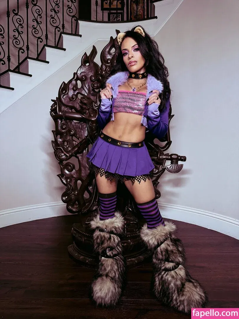 / Thea Trinidad / Zelina Vega / zelinavegawwe Onlyfans Photo Gallery 