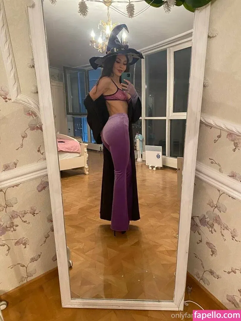 aletta miller / eva / evavee / yourevavee Onlyfans Photo Gallery 