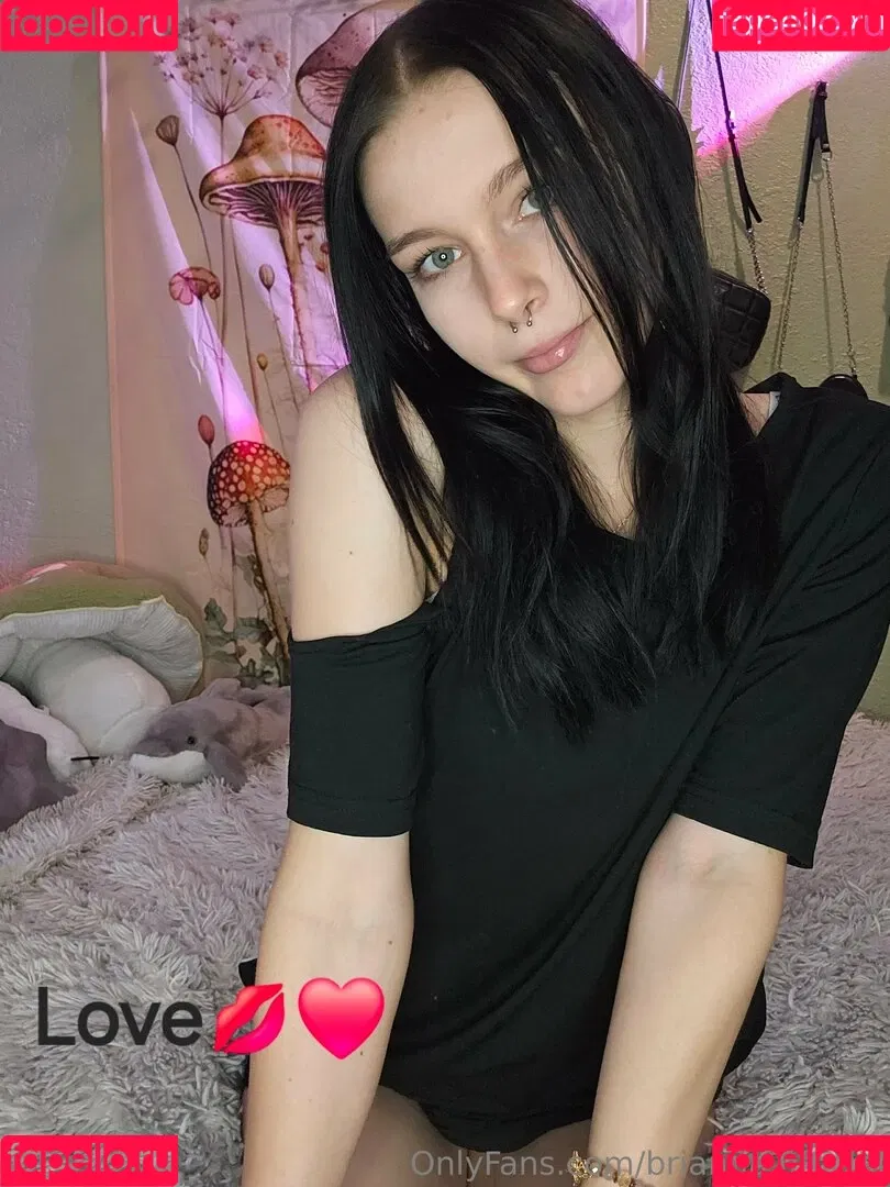 Brianna Aerial / brianna.0fficial Onlyfans Photo Gallery 
