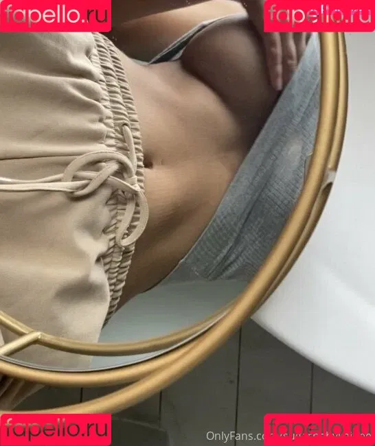 onewavybabe / sugarbabykaitiee Onlyfans Photo Gallery 