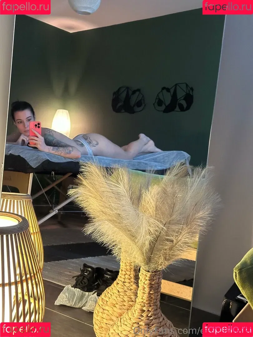 ella_malina / ellammalina Onlyfans Photo Gallery 