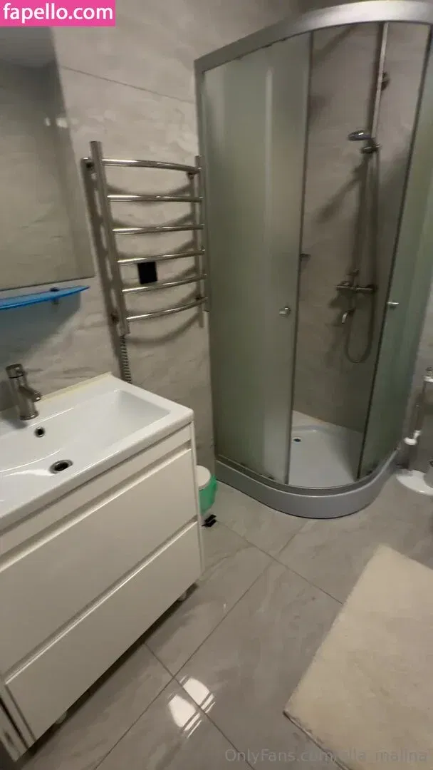 ella_malina / ellammalina Onlyfans Photo Gallery 