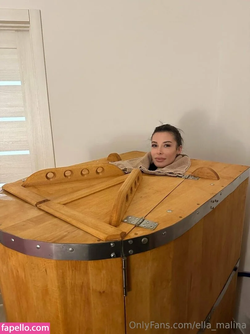 ella_malina / ellammalina Onlyfans Photo Gallery 