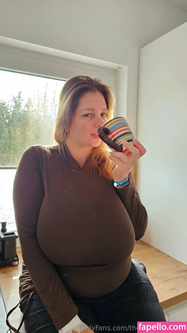 nadinejansenofficial / thenadinejansen Onlyfans Photo Gallery 