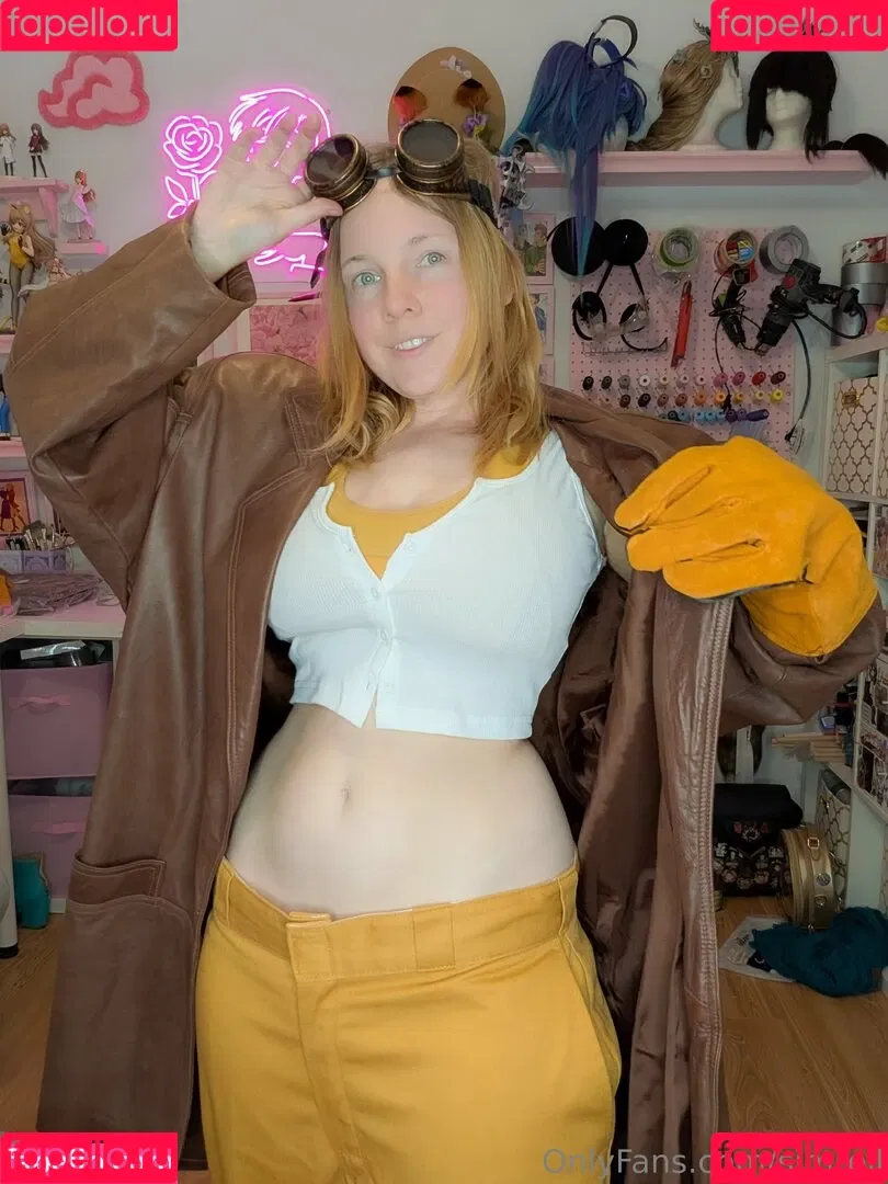 katiesimrell / simrell Onlyfans Photo Gallery 