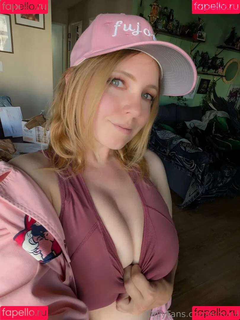 katiesimrell / simrell Onlyfans Photo Gallery 