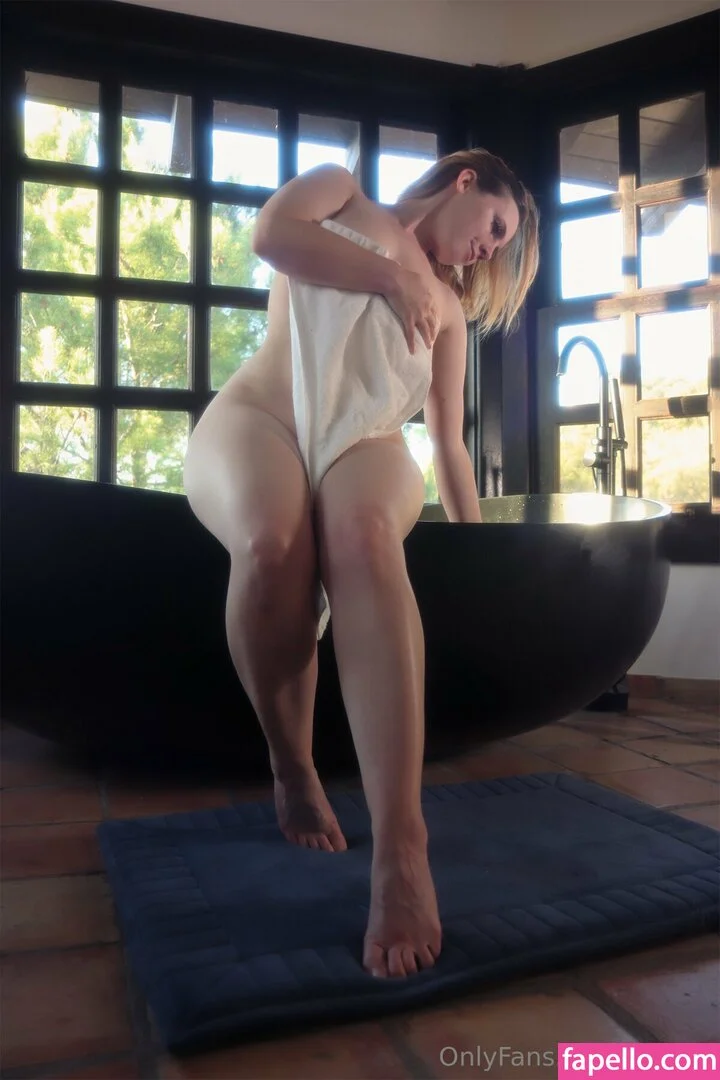 katiesimrell / simrell Onlyfans Photo Gallery 