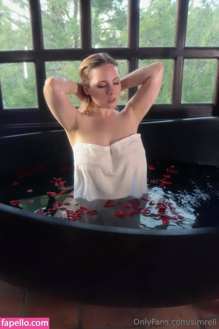 katiesimrell / simrell Onlyfans Photo Gallery 