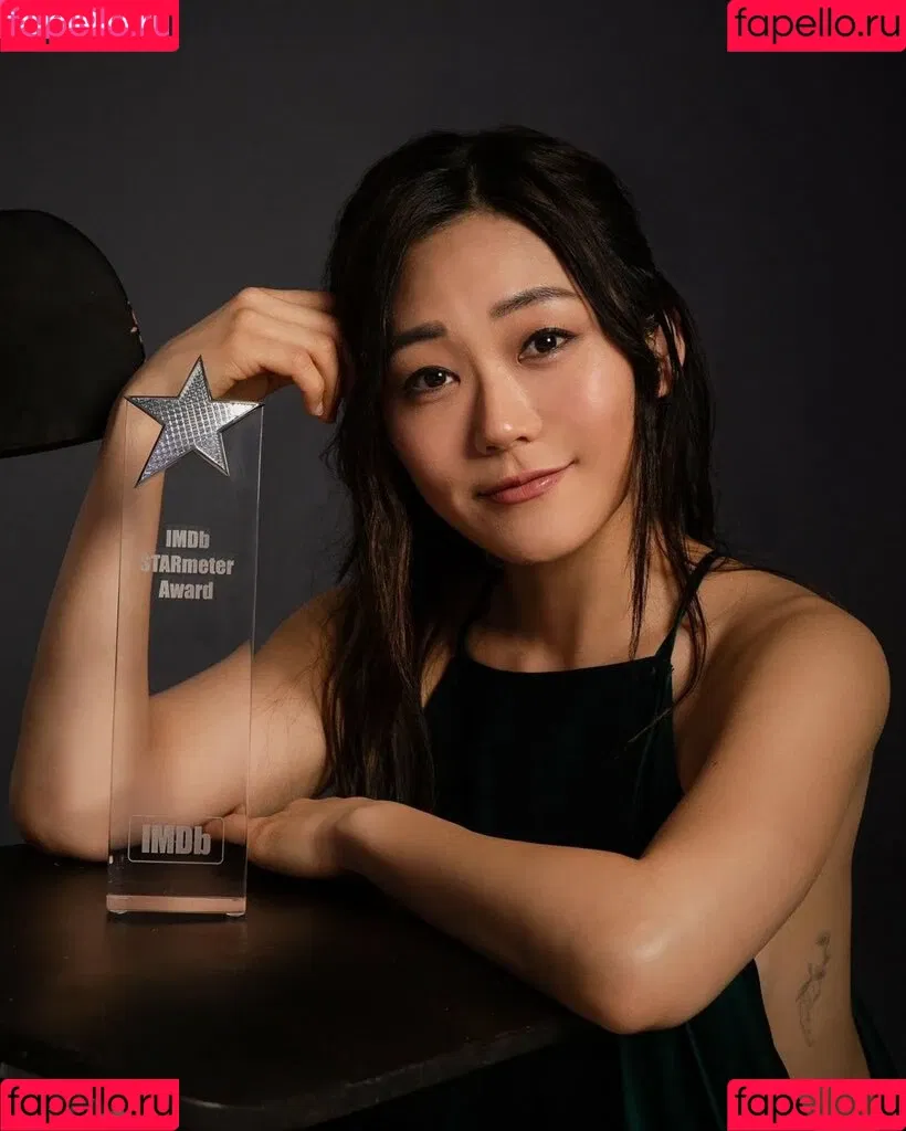 Karen Fukuhara / Kimiko / karenfukuhara Onlyfans Photo Gallery 