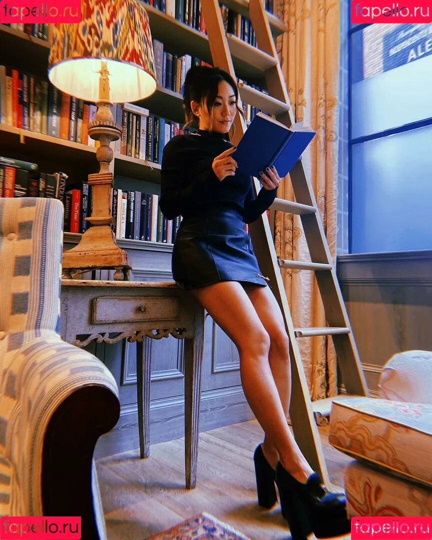 Karen Fukuhara / Kimiko / karenfukuhara Onlyfans Photo Gallery 