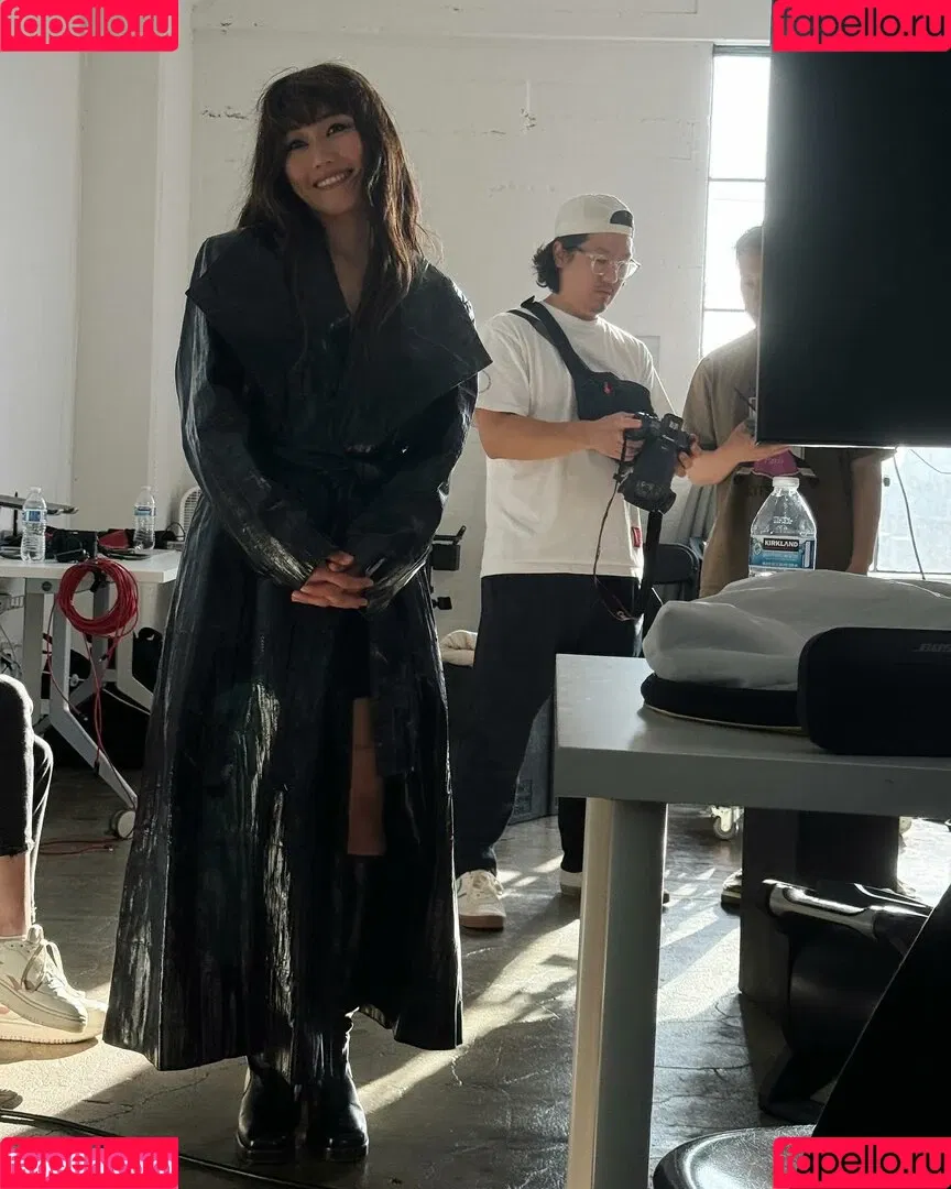Karen Fukuhara / Kimiko / karenfukuhara Onlyfans Photo Gallery 