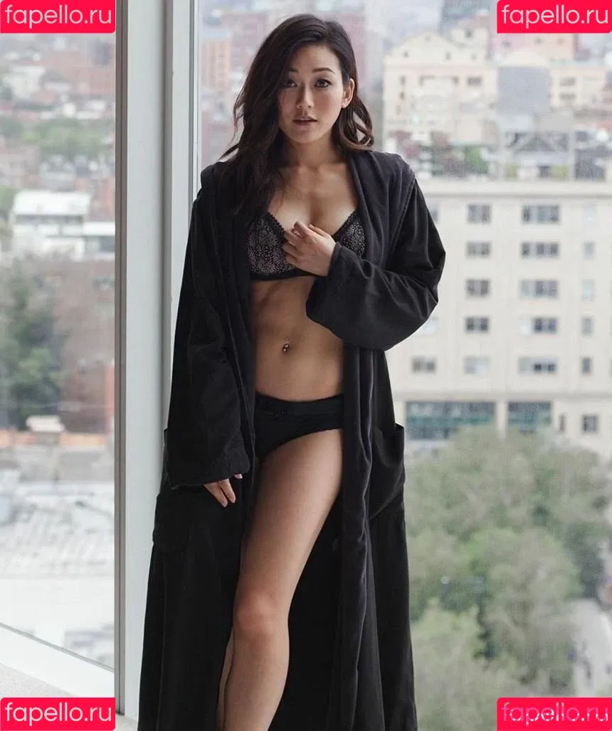 Karen Fukuhara / Kimiko / karenfukuhara Onlyfans Photo Gallery 