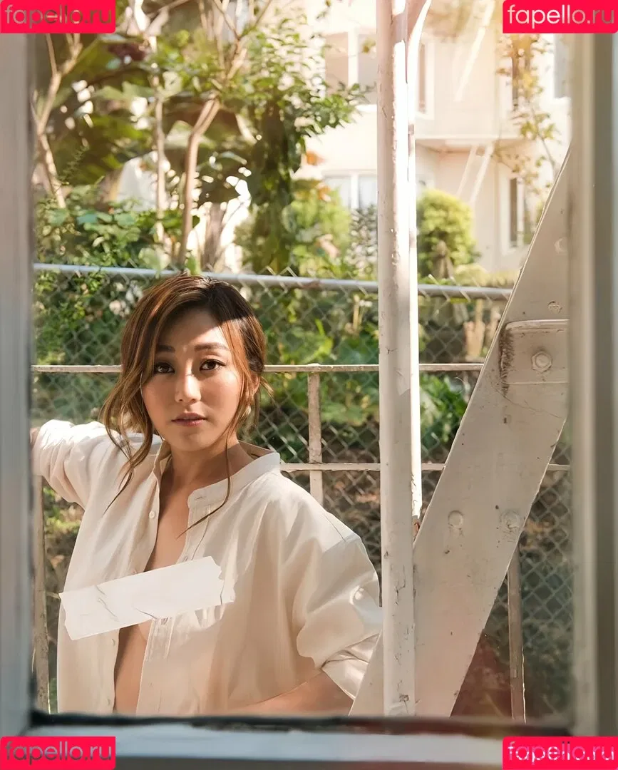 Karen Fukuhara / Kimiko / karenfukuhara Onlyfans Photo Gallery 
