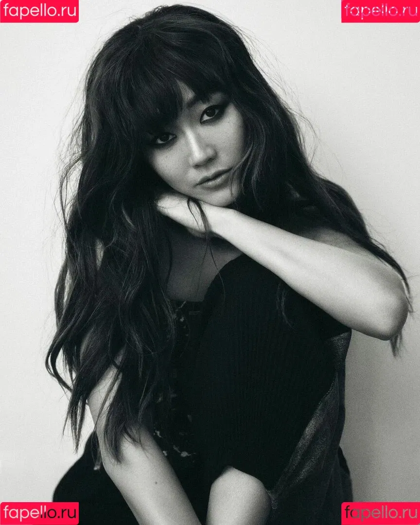 Karen Fukuhara / Kimiko / karenfukuhara Onlyfans Photo Gallery 